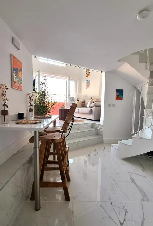 New Beachfront Duplex - Sleeps Up To 4 Gibraltar