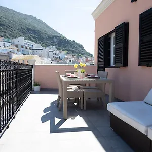 Luxurious Penthouse With Private Terrace - Grand House Gibraltar