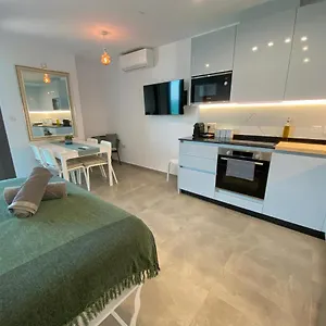 New Luxury Sunrise Oceanview In Gibraltar