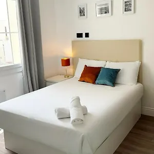 Penthouse Double Ensuite - Grand House Gibraltar